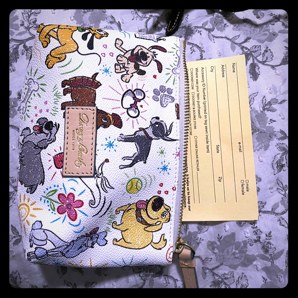 Disney Dooney and Bourke Disney Dogs Cosmetic bag